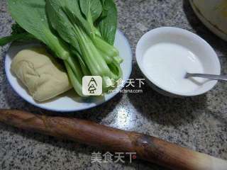 菜芯雷笋小素鸡羹的做法步骤：1