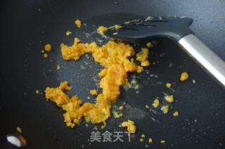 金沙小甘蓝的做法步骤：7