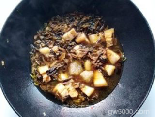 梅干菜烧肉的做法步骤：9
