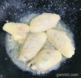 鸡翅炖年糕的做法步骤：4
