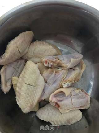 可乐鸡翅的做法步骤：2