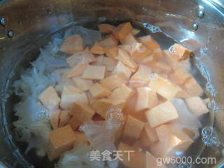 银耳红薯花色年糕的做法步骤：5