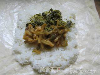 咸菜榨菜丝粢饭团的做法步骤：7