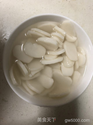 炒年糕的做法步骤：1