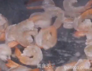 龙井虾仁的做法步骤：4