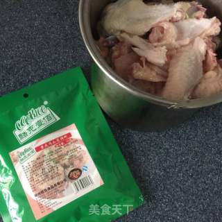 鸡公煲的做法步骤：1