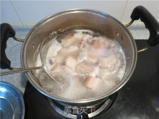 快速电锅版东坡肉的做法步骤：3