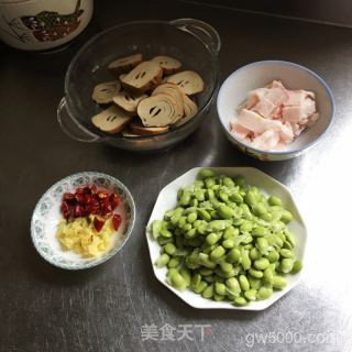毛豆烧素记的做法步骤：1
