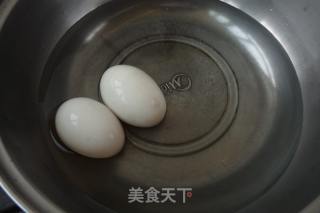 金沙小甘蓝的做法步骤：2
