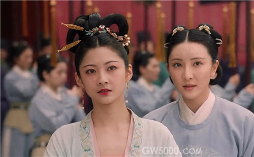 《大宋宫词》刘娥救治天花病人