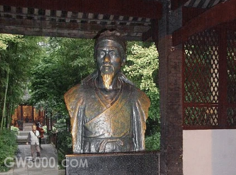 杜甫：性格耿直，仕途坎坷，饱尝人生困苦与辛酸