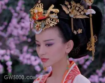 王皇后身为李治的原配，为什么输给了武则天？