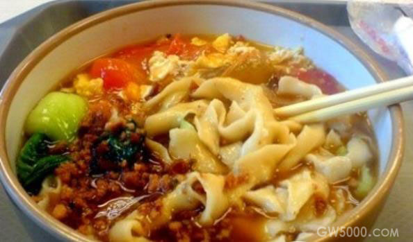 刀削面的由来 ，山西美食刀削面是怎么来的？