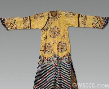 龙袍—古代皇帝专用服装